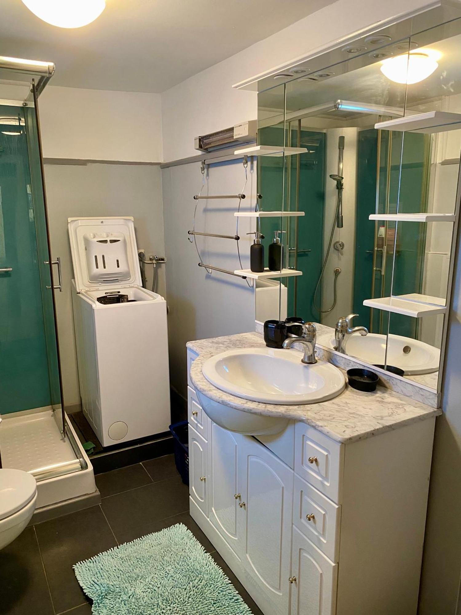 Le Micocoulier Apartment La Crau Luaran gambar