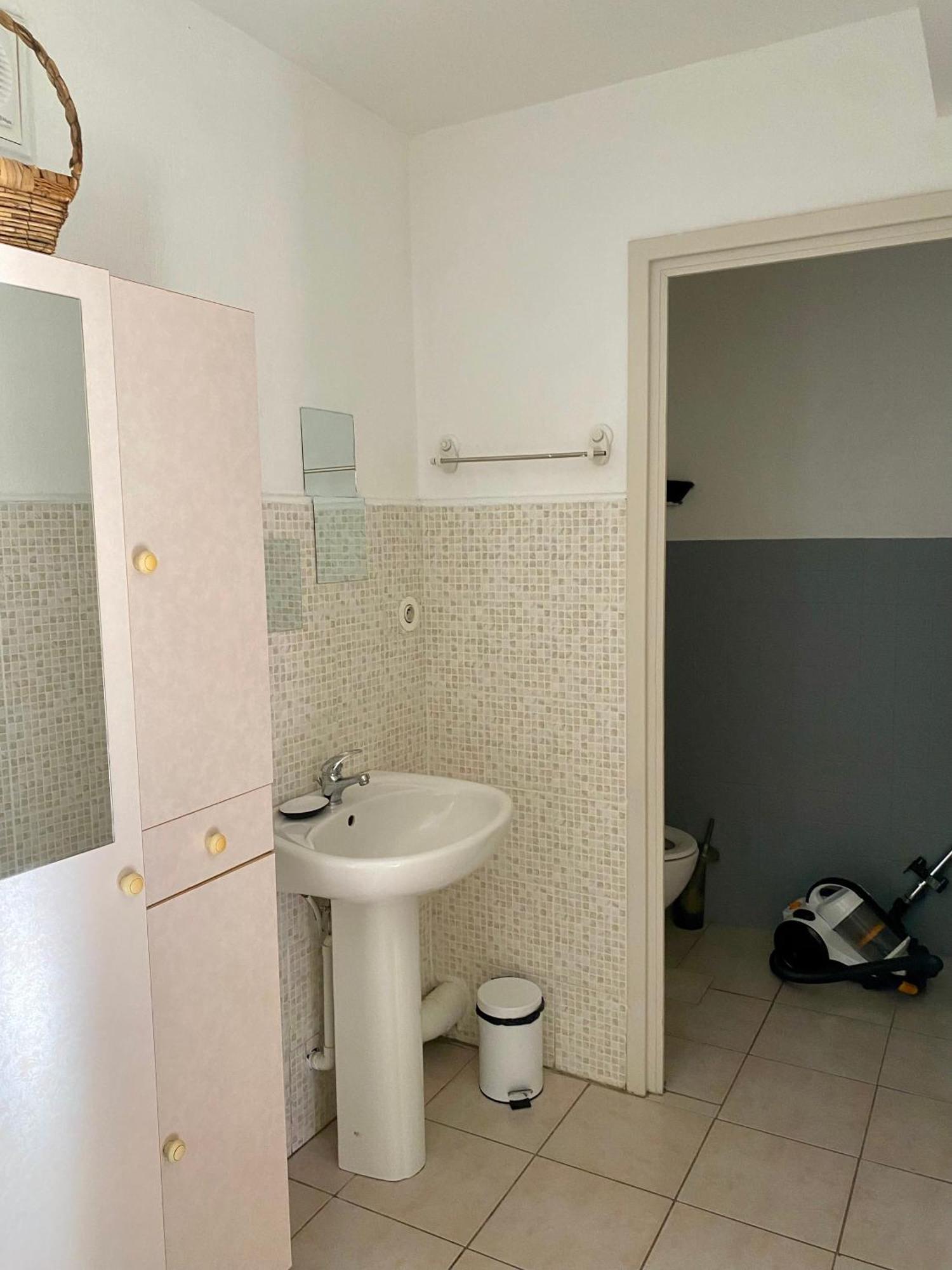 Le Micocoulier Apartment La Crau Luaran gambar